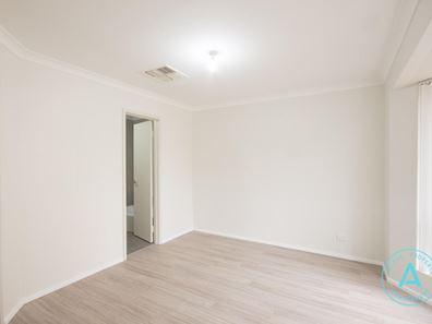 10/63 Third Avenue, Kelmscott WA 6111