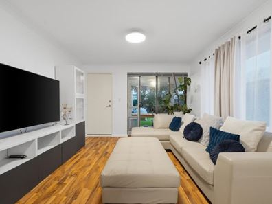 104 Joseph Banks Boulevard, Banksia Grove WA 6031