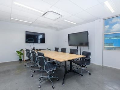 8 Sunray Drive, Innaloo WA 6018