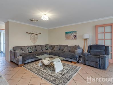 2 Bainbridge Mews, Currambine WA 6028