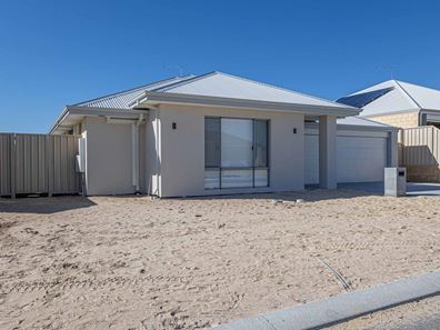 17 Trout Street, Two Rocks WA 6037