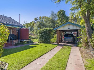 55 Lefroy Street, Moora WA 6510