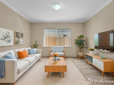 27 Towncentre Drive, Thornlie WA 6108