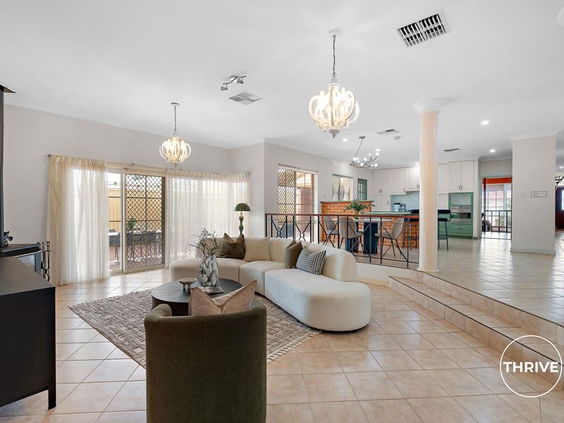 13 Aylesbury Close, Jandakot WA 6164