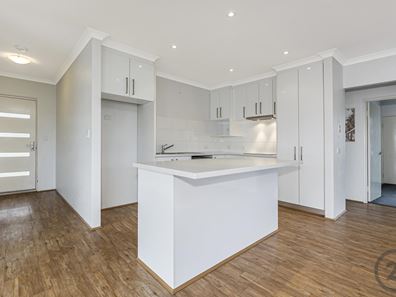 22 Vaucluse Way, Coodanup WA 6210