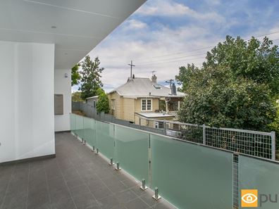 10/137 Whatley Crescent, Bayswater WA 6053