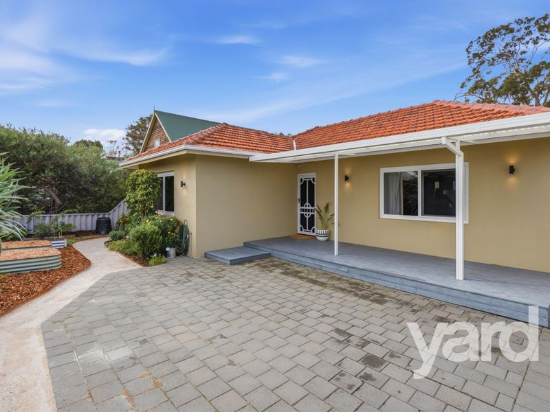 10 Frederick Road, Hamilton Hill WA 6163