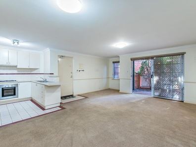 32/30 Bishops Row, East Perth WA 6004