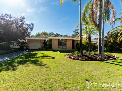 7 Honeysuckle Close, Ballajura WA 6066