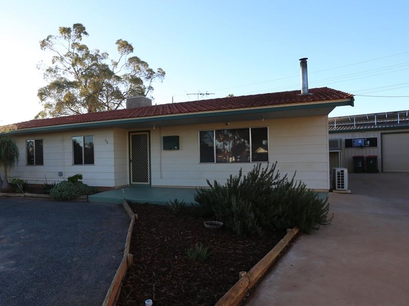 28 Needlewood St, Kambalda West WA 6442