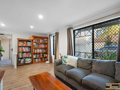 8/7 Gochean Avenue, Bentley WA 6102