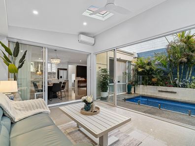 4 Vivaldi Drive, Mandurah WA 6210