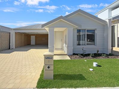 8 Amur Wy, Alkimos WA 6038