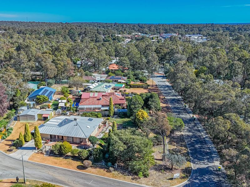 23 Cockatoo Drive, Mundaring