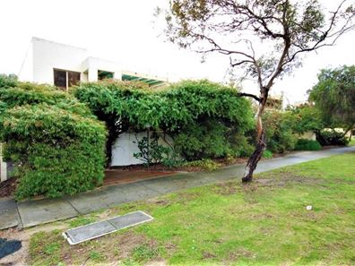 Unit 1/151 Hubert St, East Victoria Park WA 6101