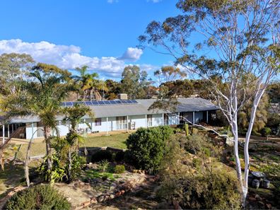 10 Bedford Street, Kellerberrin WA 6410