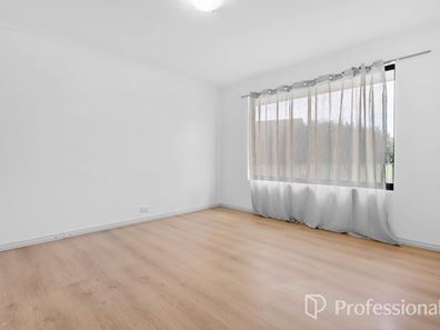 8 Sherlock Court, Waikiki WA 6169
