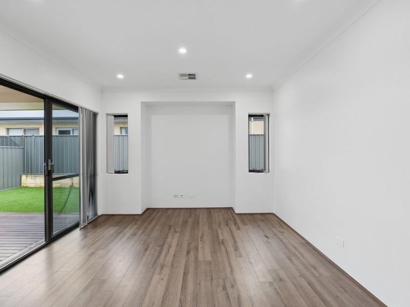 69 Alpina Promenade, Banksia Grove