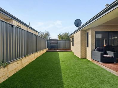 69 Alpina Promenade, Banksia Grove WA 6031