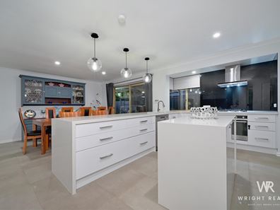 220 Trappers Drive, Woodvale WA 6026