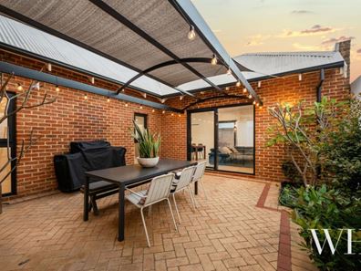 62 Silas Street, East Fremantle WA 6158