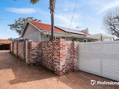 387A Light Street, Dianella WA 6059