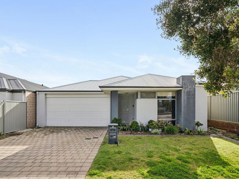 15B Cassowary Chase, Wandi