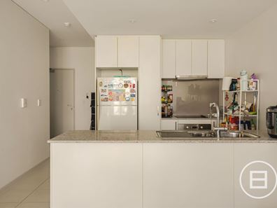 44/95 Chalgrove Avenue, Rockingham WA 6168