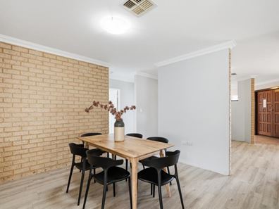 6 Marigold Place, Waikiki WA 6169