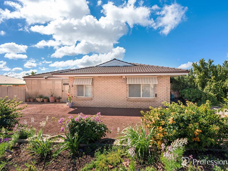2 Simon Drive, Karloo