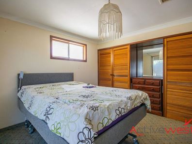 39 Solomon Circle, Karloo WA 6530
