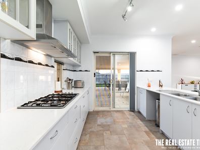 33 Mona Vale Loop, Ellenbrook WA 6069