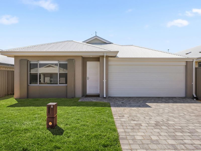5 Citrine Way, Karnup WA 6176