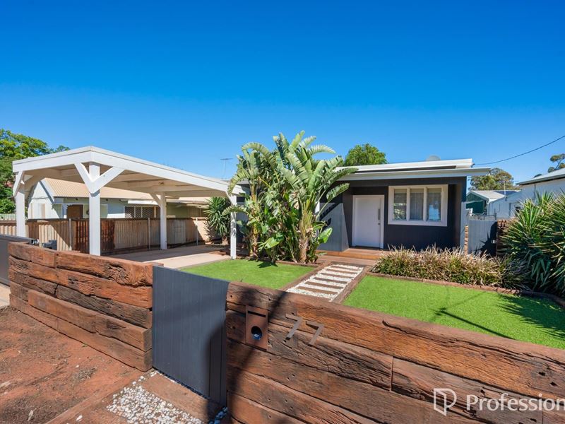 77 Ardagh Avenue, Kalgoorlie