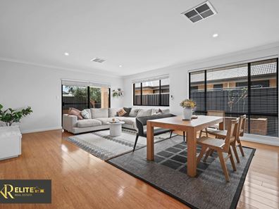 7 Kirup Way, Piara Waters WA 6112