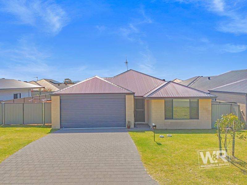 11 Nadebaum Terrace, Bayonet Head