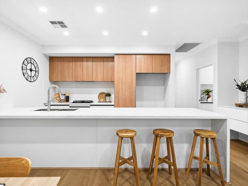 21a Broadway, Bassendean WA 6054