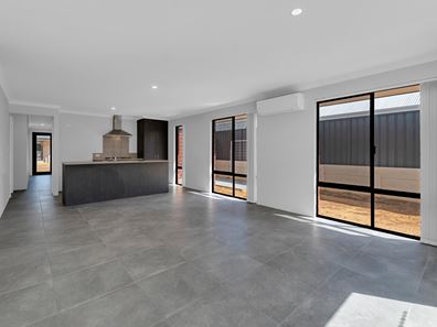 4 Taylor Mews, Waroona WA 6215