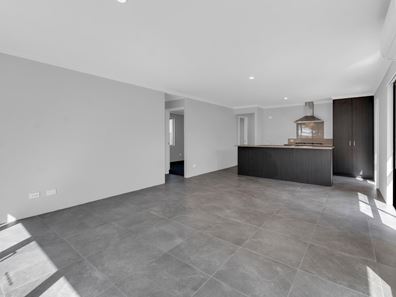 4 Taylor Mews, Waroona WA 6215