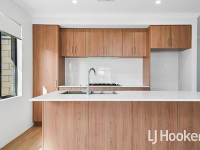 9 America  Street, Two Rocks WA 6037