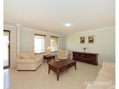8 Purdy Avenue, Rockingham WA 6168