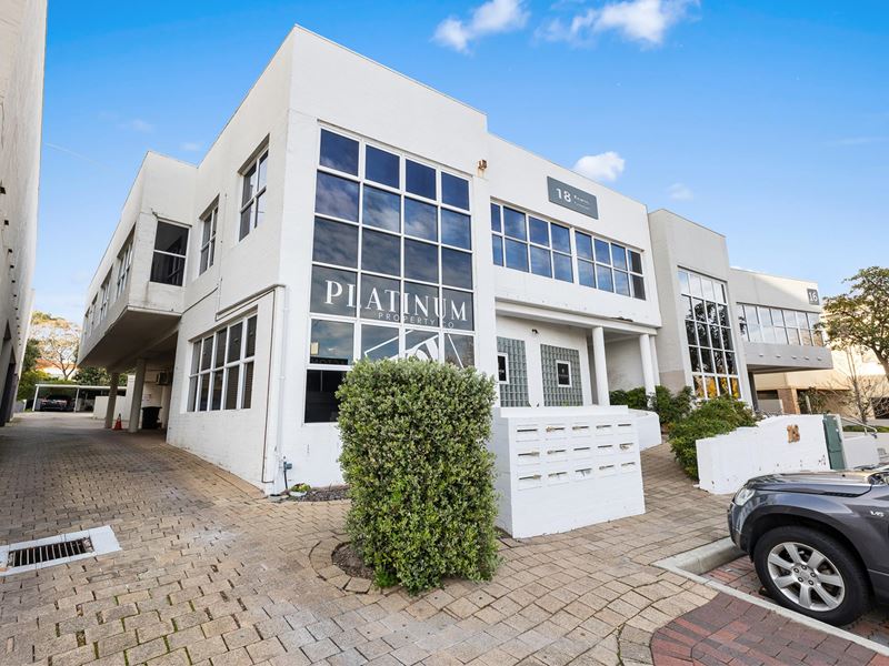 10/18 Kearns Cres, Ardross WA 6153