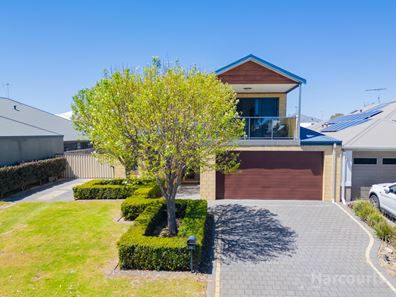 16 Santalum Circus, Halls Head WA 6210