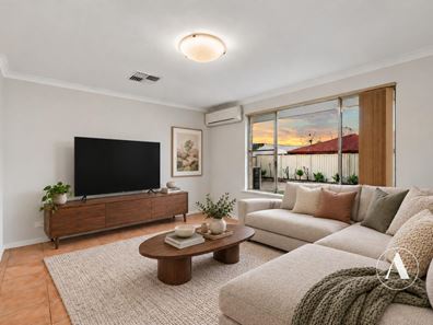 12 Grevillea Place, Canning Vale WA 6155
