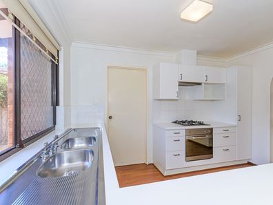 1/114 LABOUCHERE ROAD, South Perth WA 6151