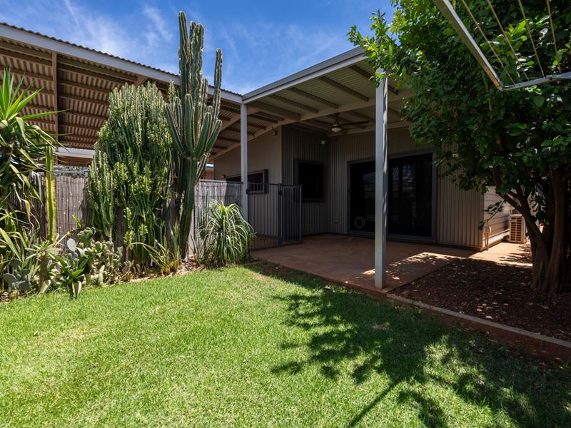 8 Mantaray Loop, Nickol WA 6714