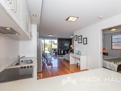 13/1 Douro Place, West Perth WA 6005