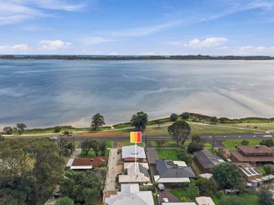 2/373 Old Coast Road, Australind WA 6233