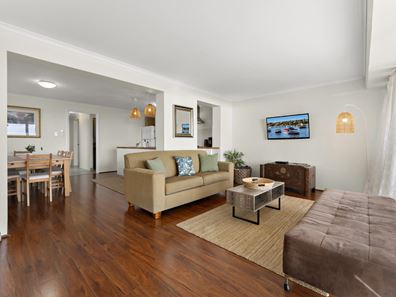 1/36B Halls Head Parade, Halls Head WA 6210