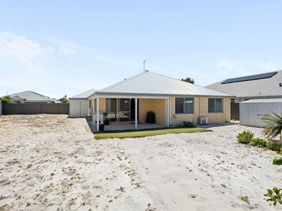 23 Fewson Turn, Ellenbrook WA 6069